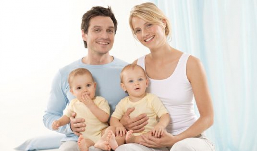 Если родилась в первые роды двойня: материнский капитал положен или нет, условия его получения